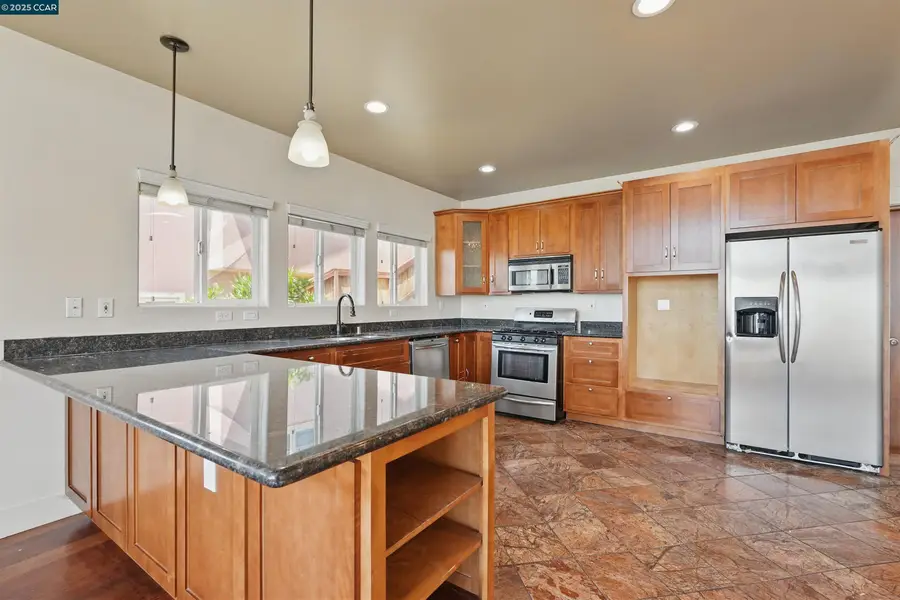 3727 Delmont Ave, Oakland, CA 94605 - Image #3