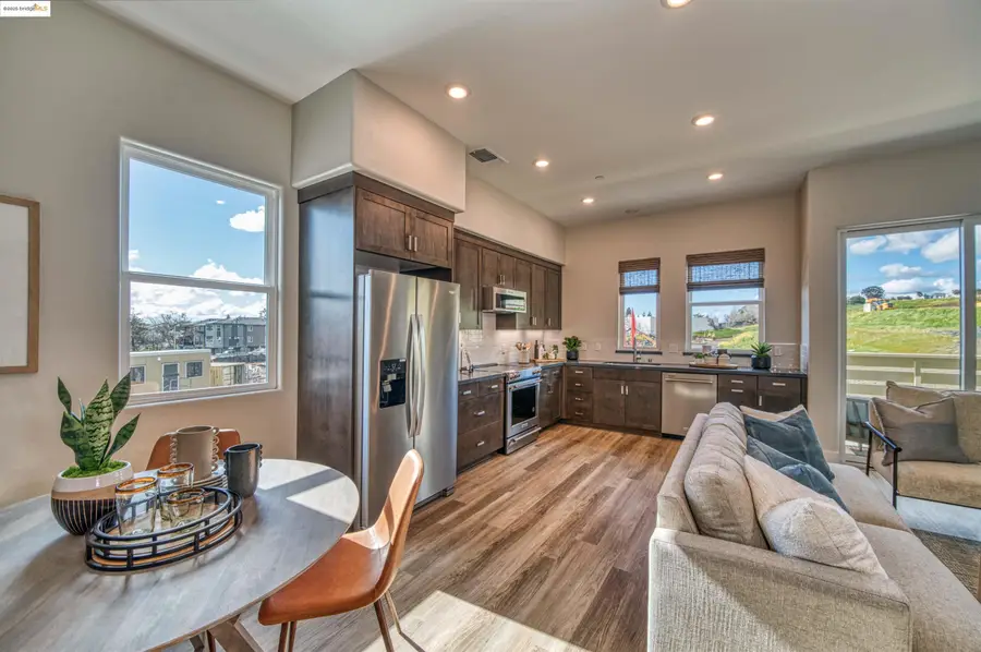 28967 Parkridge Loop #91, Hayward, CA 94544 - Image #2