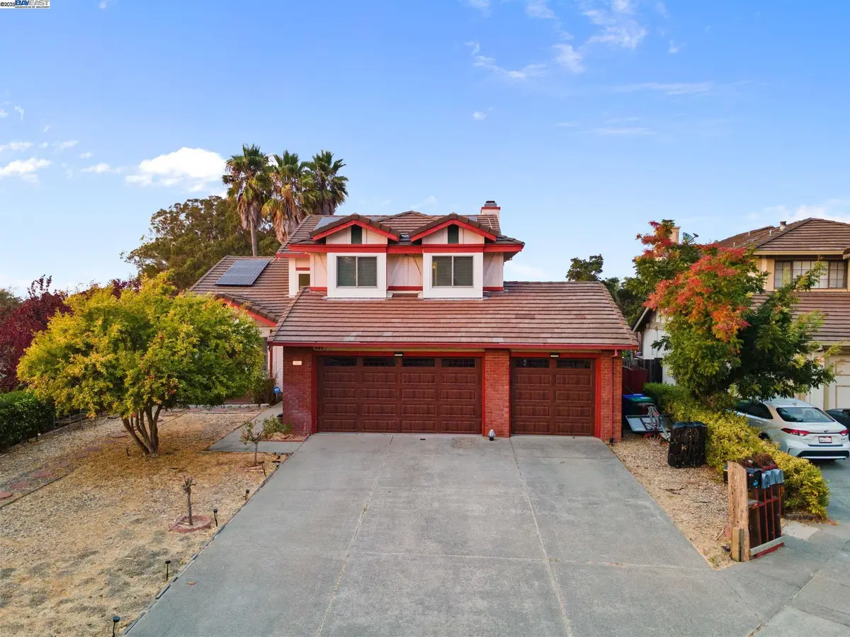103 Opal Ct, Hercules, CA 94547 - Image #1