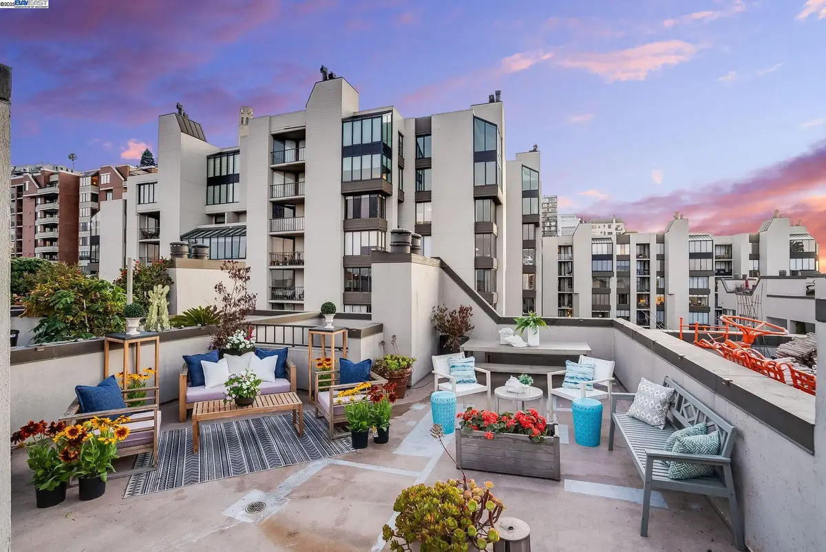 156 Lombard St #28, San Francisco, CA 94111 - Image #1