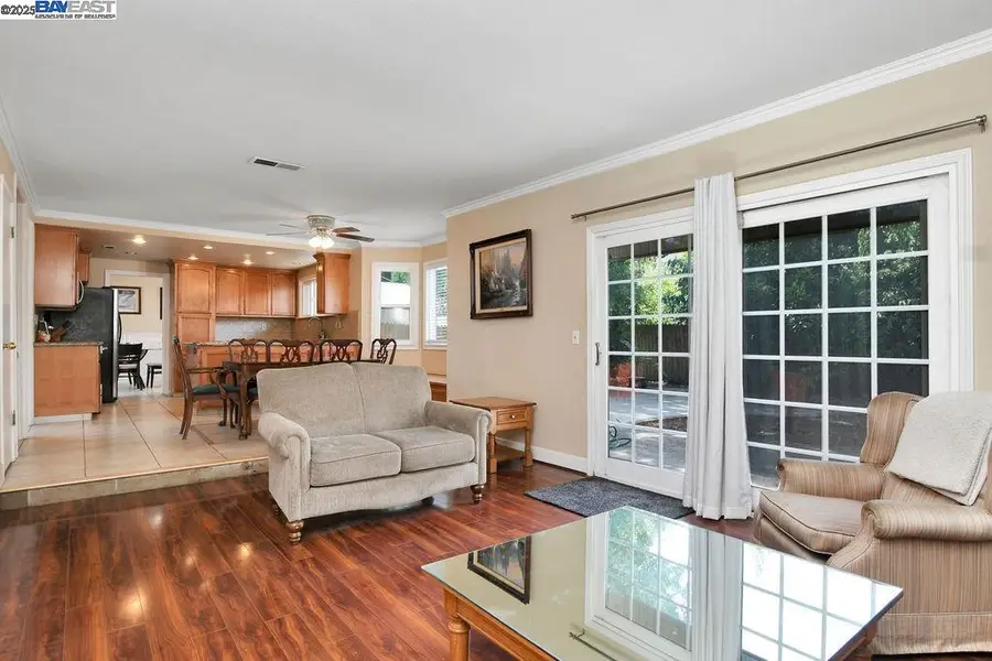 9027 Casterbridge Dr, Stockton, CA 95209 - Image #3