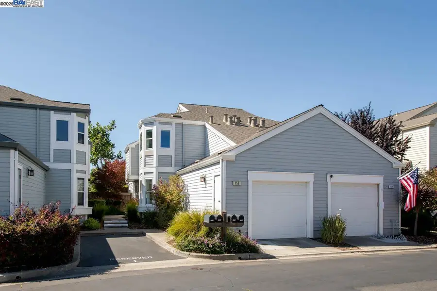 158 Oak Park Dr, Alameda, CA 94502 - Image #3