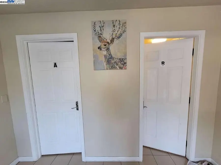 896 Lausanne Avenue, Daly City, CA 94014 - #2