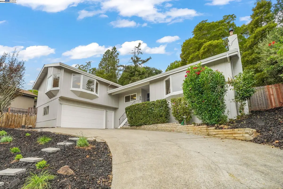 35 San Joaquin Pl, Novato, CA 94947 - Image #1