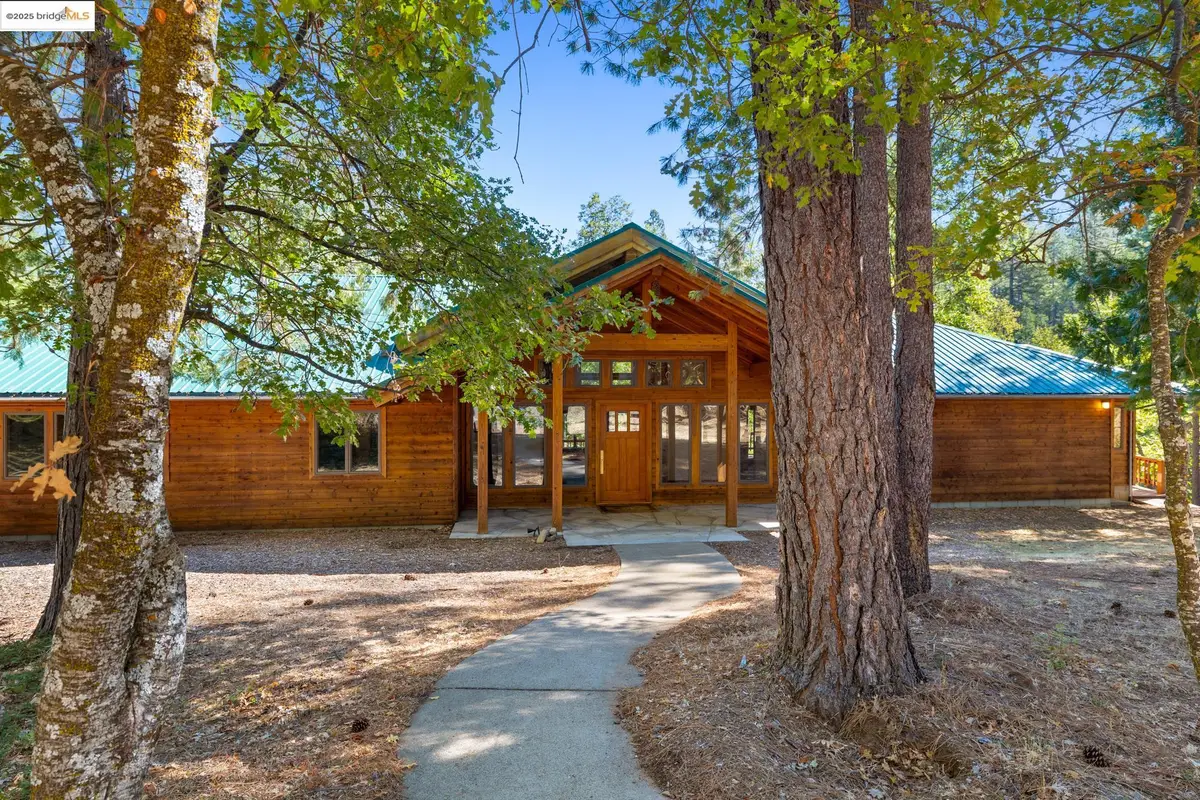 22715 Hells Hollow Road, Groveland, CA 95321 - Image #1
