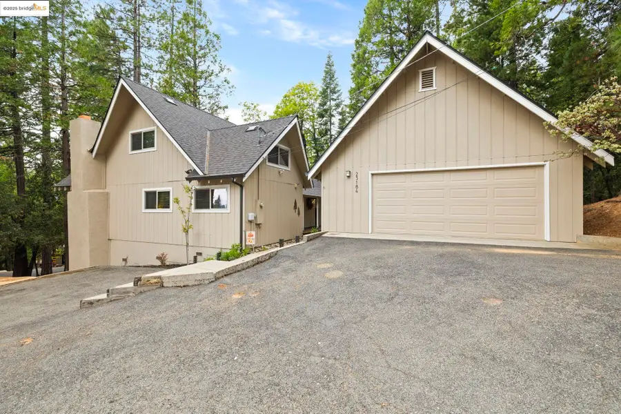 23184 Middle Camp Rd, Twain Harte, CA 95383 - Image #2