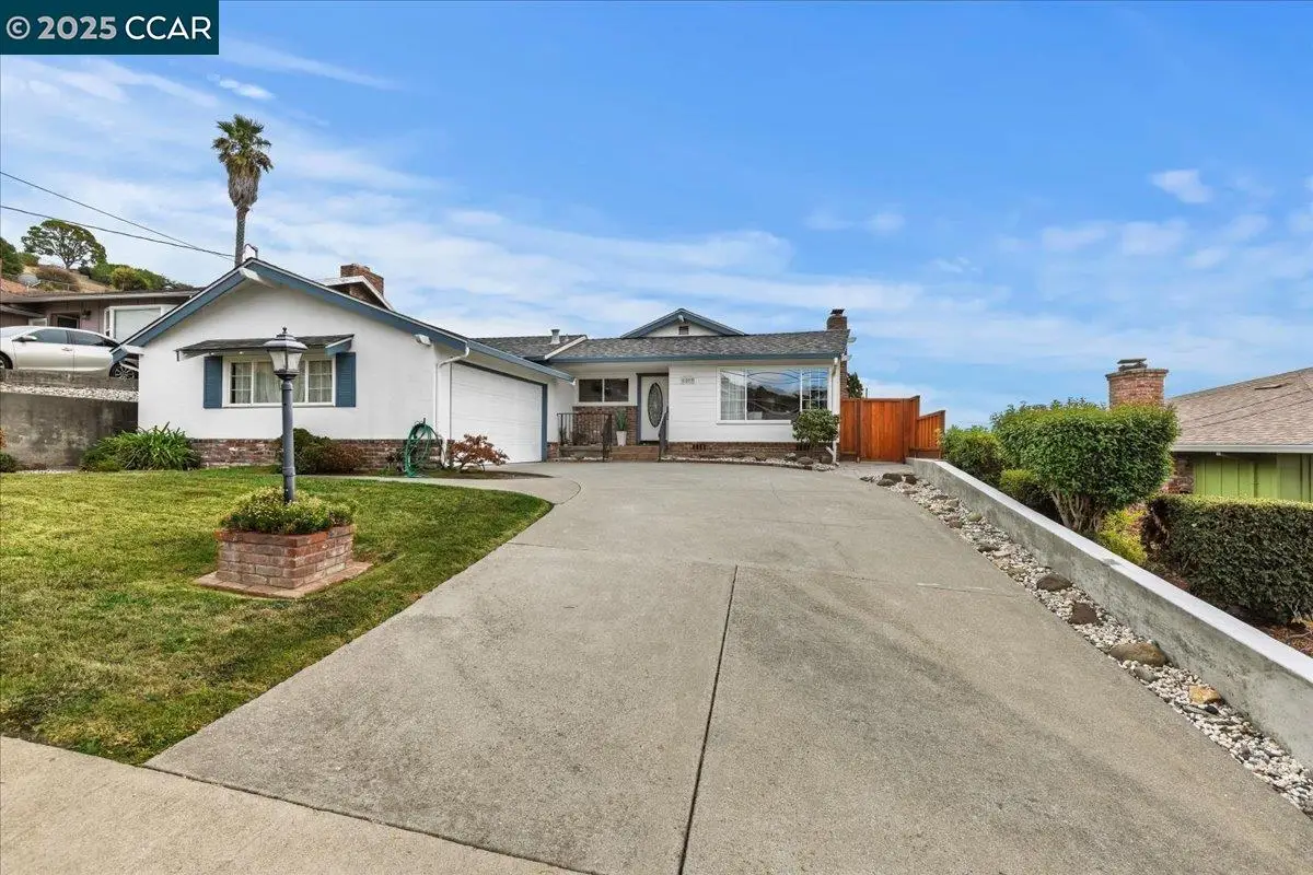 1293 Vistagrand Dr, San Leandro, CA 94577 - Image #1