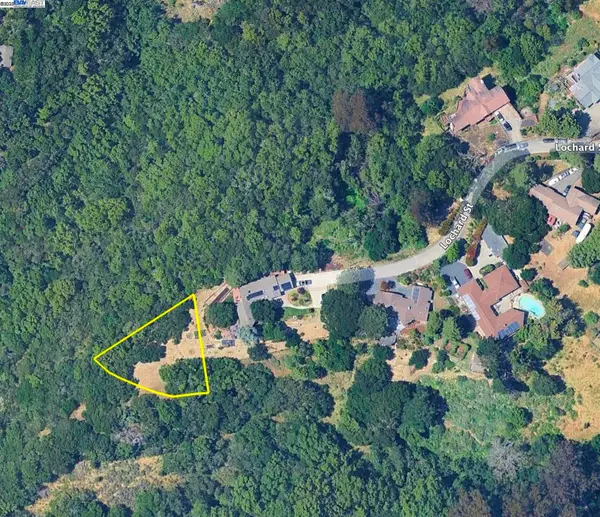 Lochard St, Oakland, CA 94605