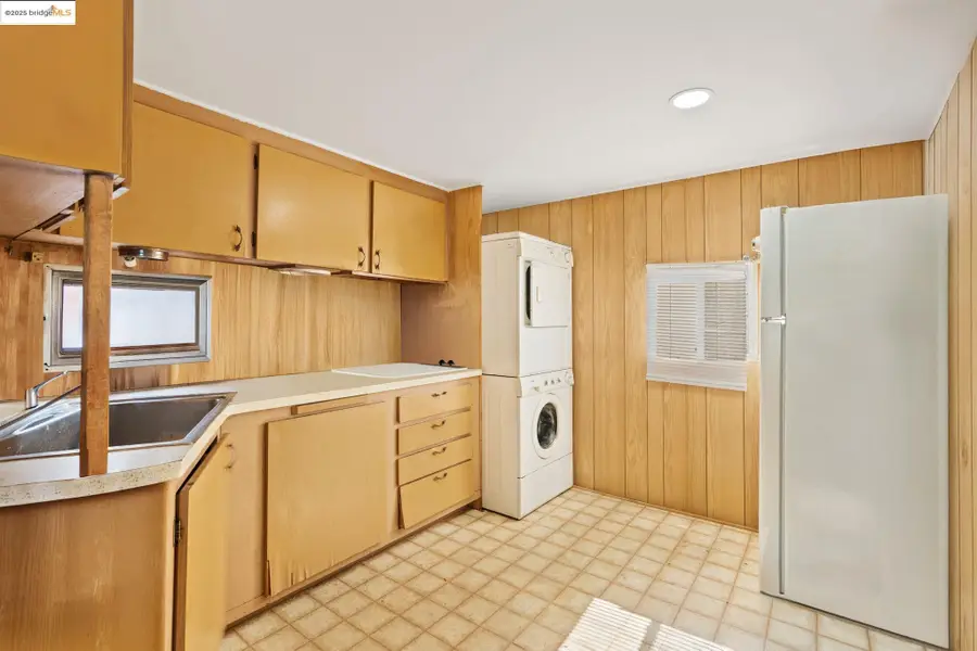 15263 Hesperian Blvd #13, San Leandro, CA 94578 - Image #3