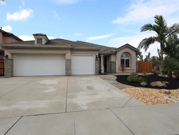3943 Payton Ln, Tracy, CA 95377
