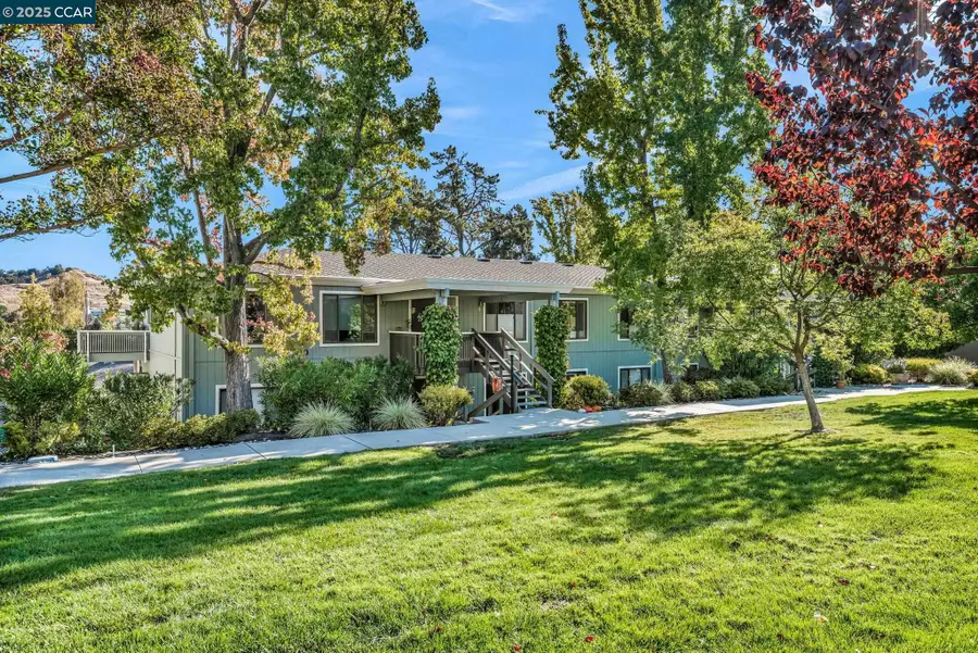 1200 Leisure Ln #4, Walnut Creek, CA 94595 - Image #2
