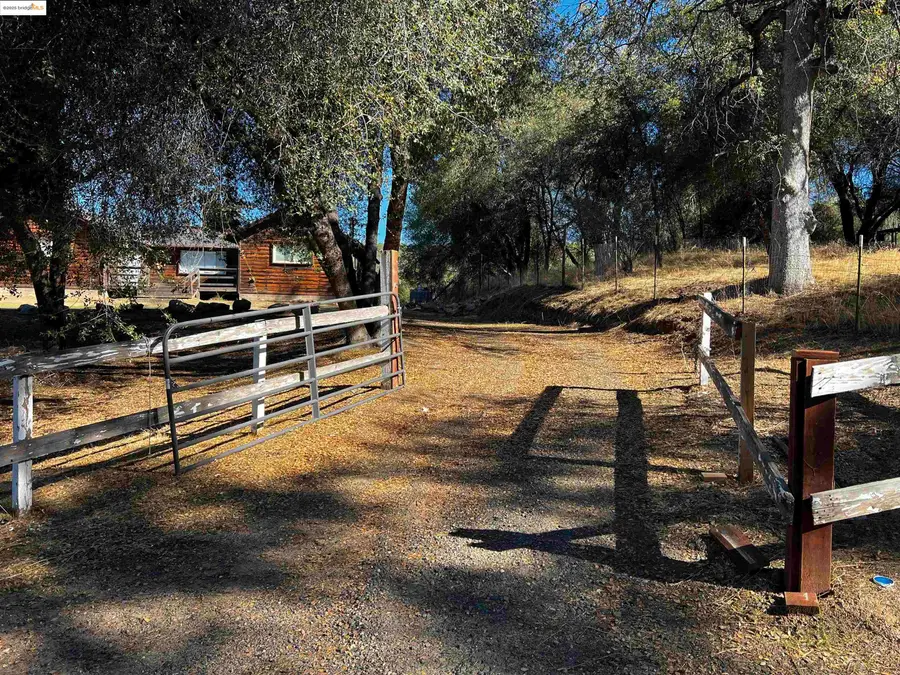 3004 Dusty Rose Ln, Mariposa, CA 95338 - Image #2
