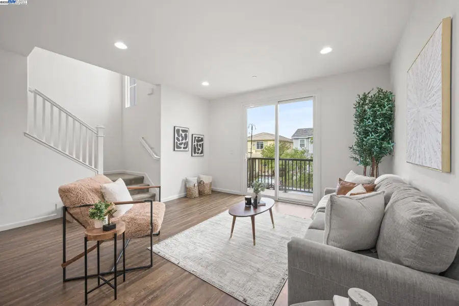 2336 Carbondale Way, Dublin, CA 94568 - Image #2