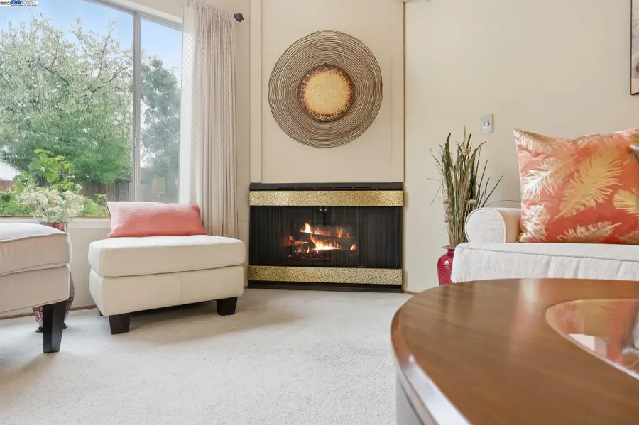 7698 Redbud Ct, Newark, CA 94560 - Image #2