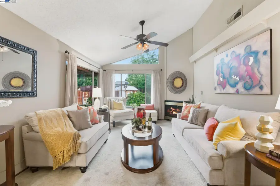 7698 Redbud Ct, Newark, CA 94560 - Image #3