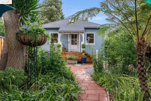 2222 Carleton St, Berkeley, CA 94704