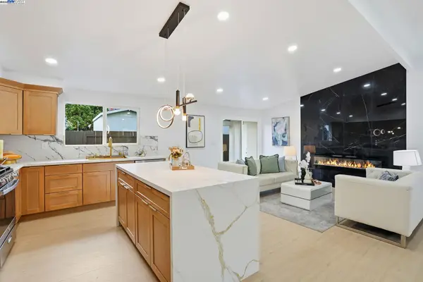 2710 Ocala St, Hayward, CA 94545