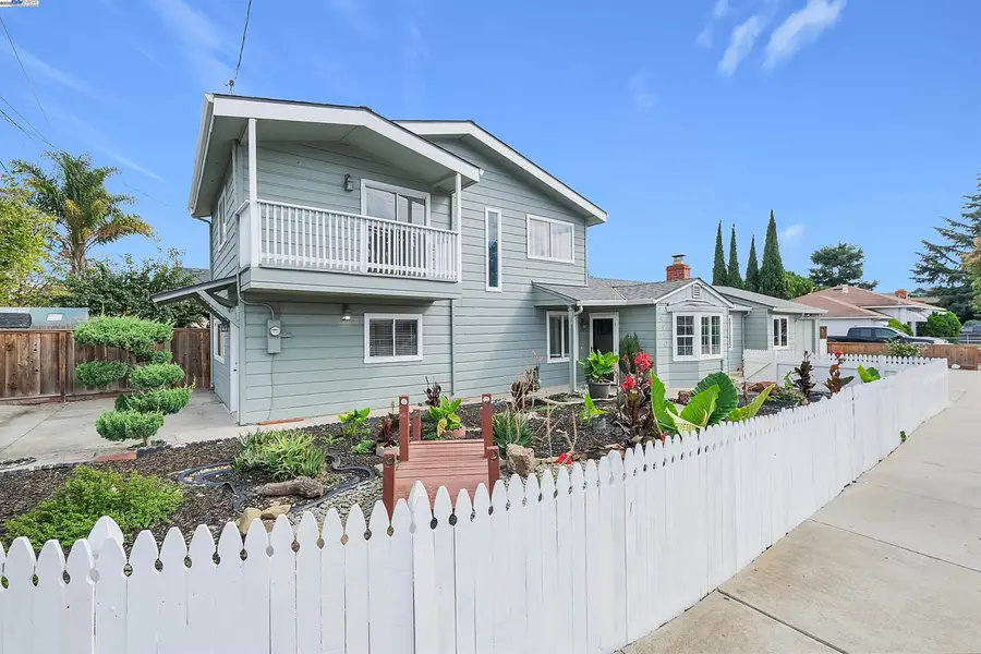 24920 Soto Rd, Hayward, CA 94544 - Image #2