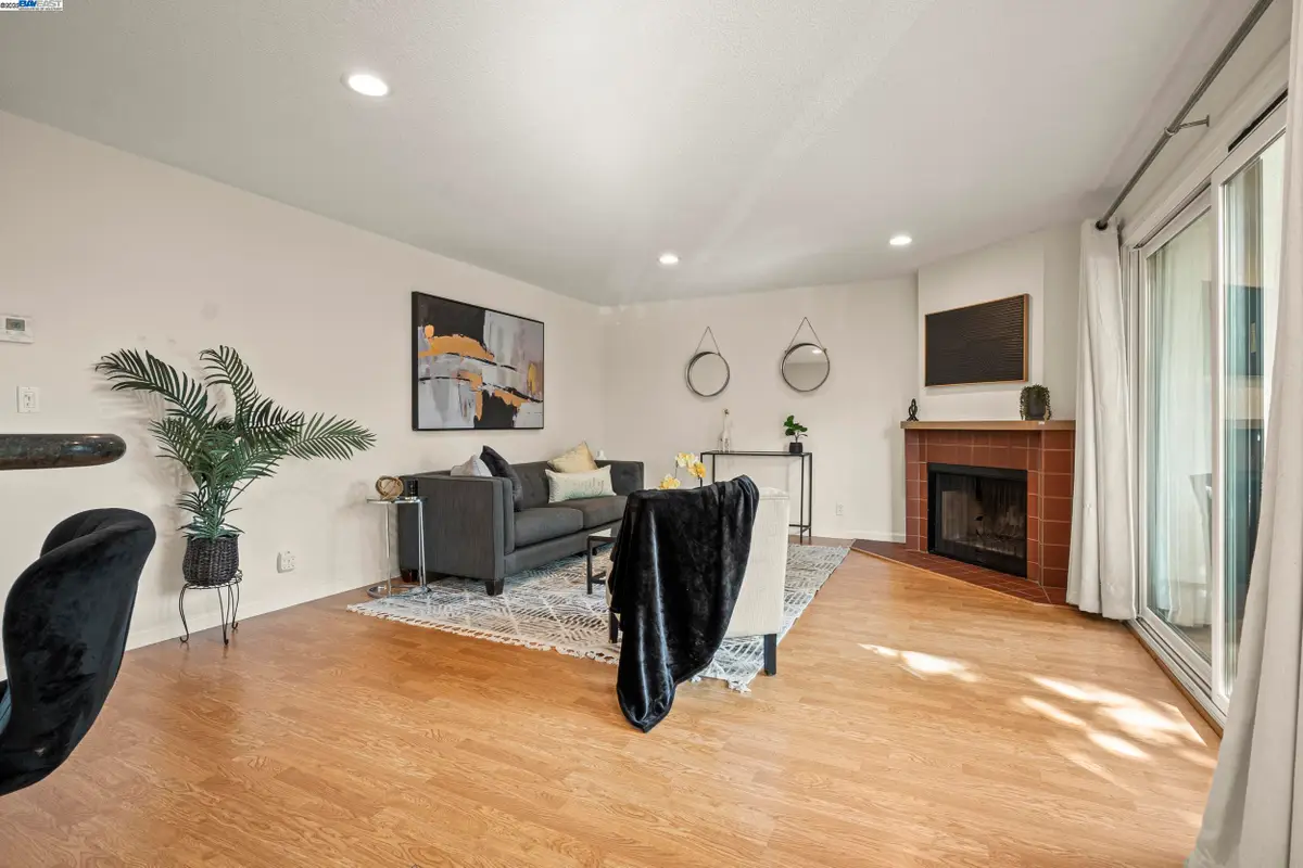 21071 Gary Dr #204, Hayward, CA 94546 - #1