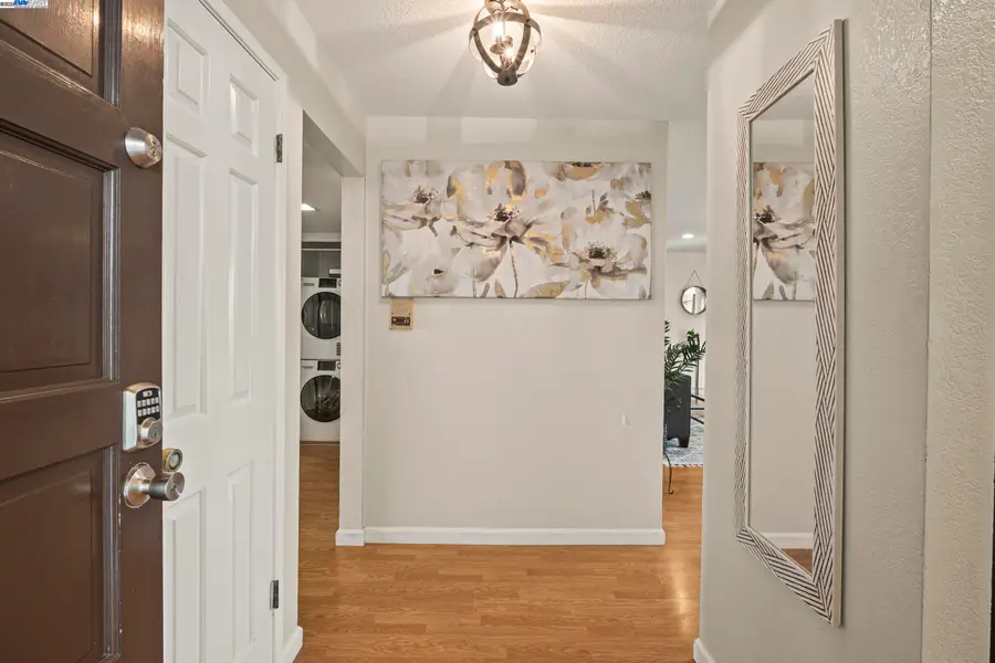 21071 Gary Dr #204, Hayward, CA 94546 - #3