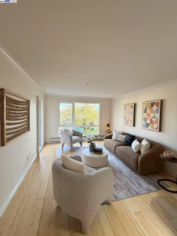 15956 E 14th St #303, San Leandro, CA 94578