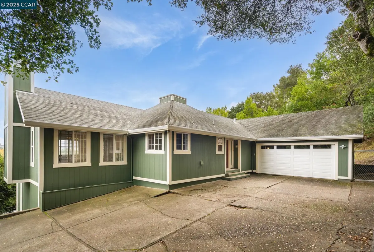 1 Harris Hill Dr, Novato, CA 94947 - Image #1