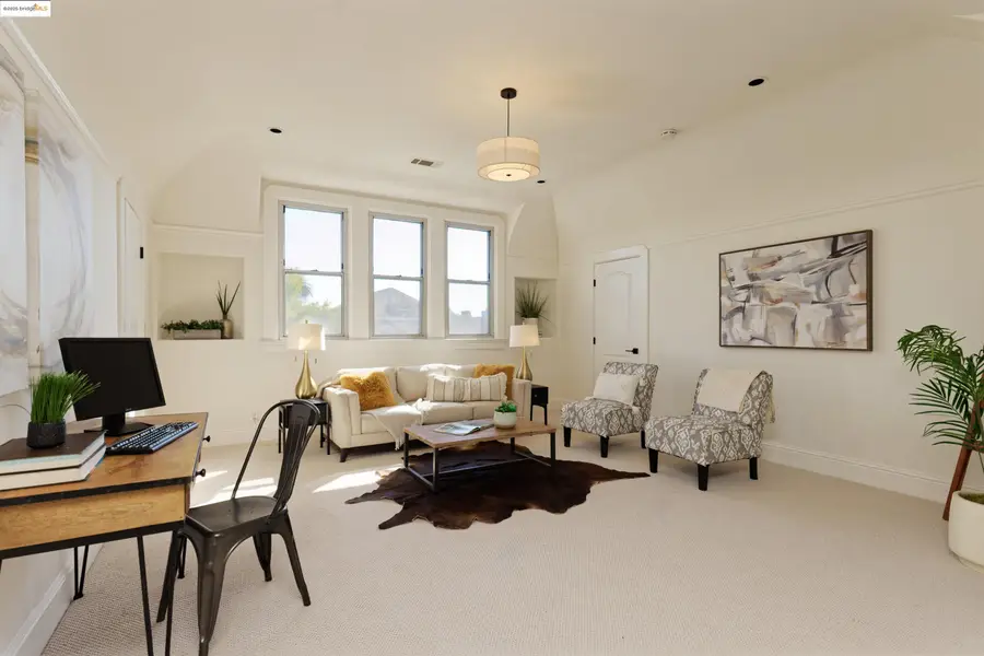 1033 Magnolia St, Oakland, CA 94607 - #3