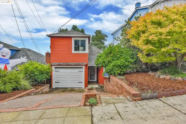 3611 Virden Ave, Oakland, CA 94619