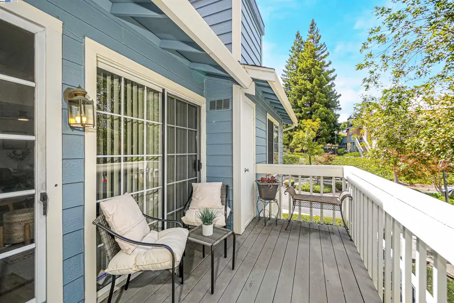 6 Glenwood, Hercules, CA 94547 - Image #2