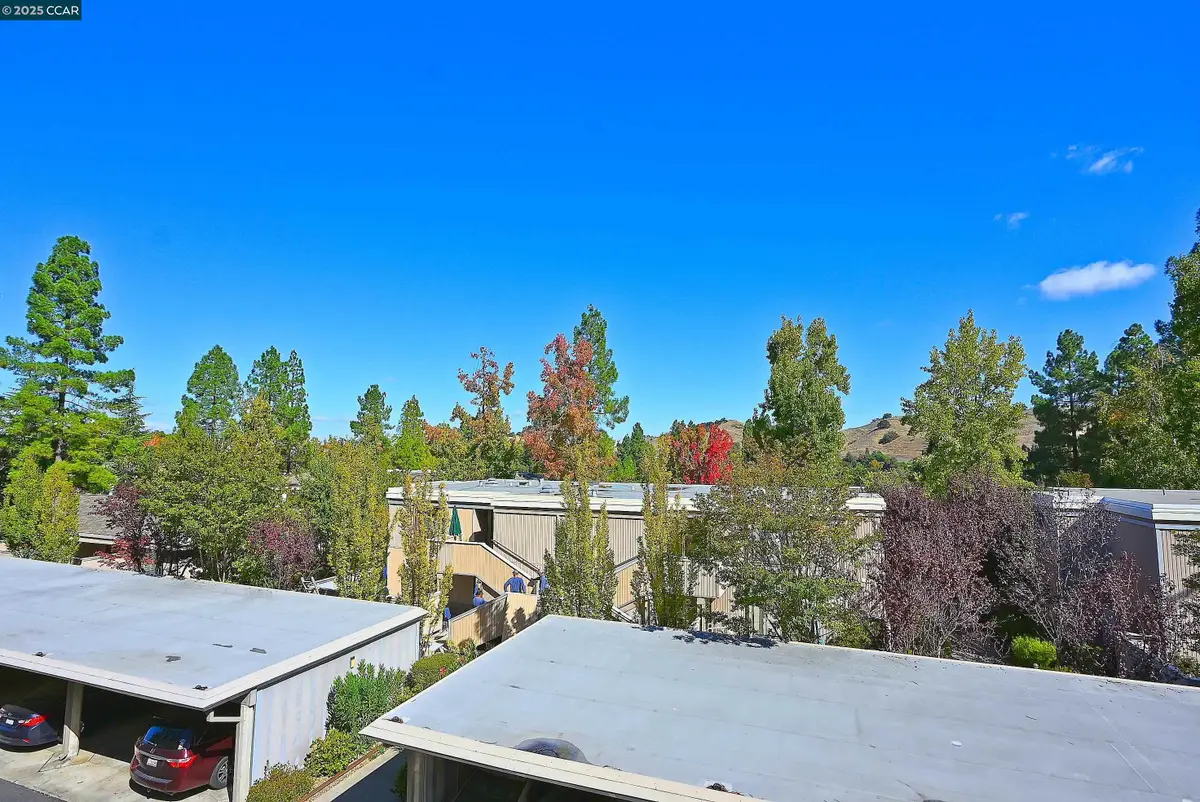 1361 Singingwood Ct #7, Walnut Creek, CA 94595 - Image #1