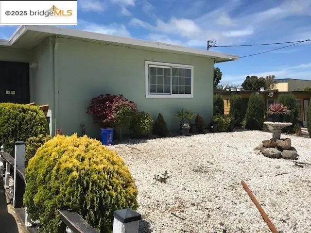 162 Christine Dr, San Pablo, CA 94806 - Image #2