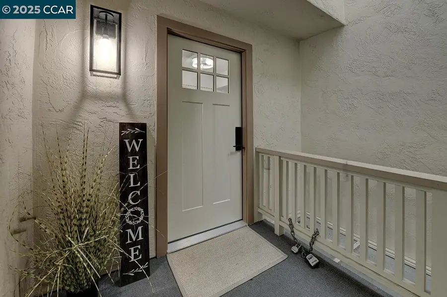 3441 Tice Creek Dr #5, Walnut Creek, CA 94595 - Image #3