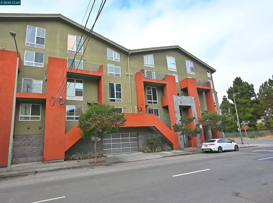 675 8th Street #15, Oakland, CA 94607 - #2