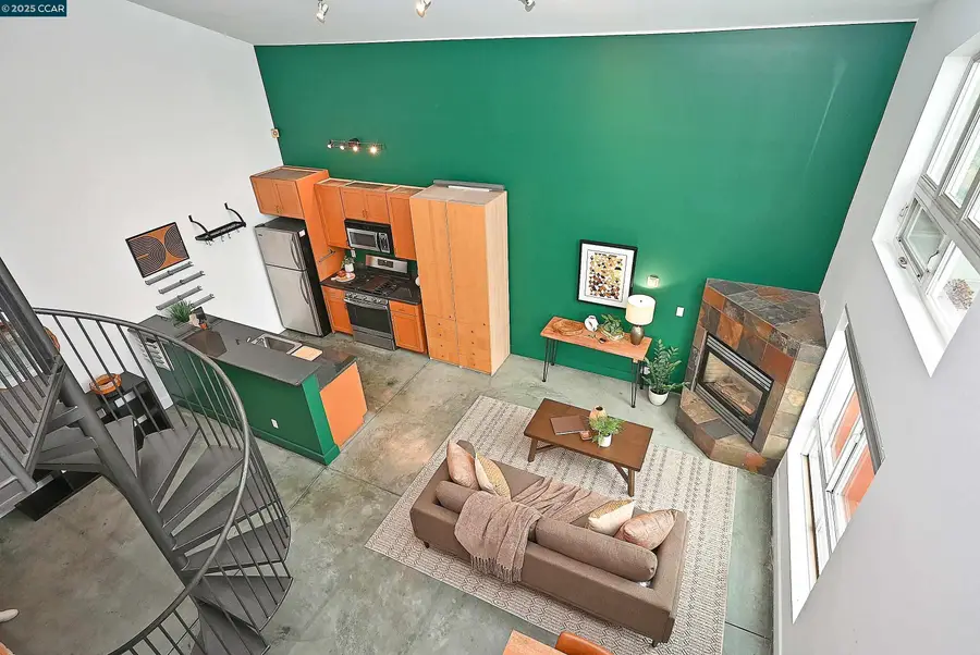 675 8th Street #15, Oakland, CA 94607 - #3