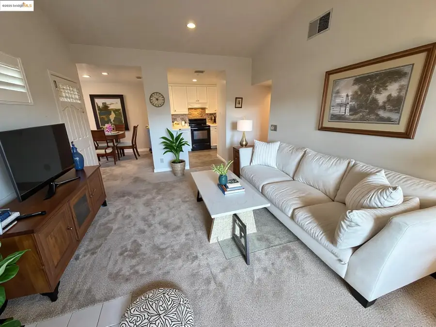 7148 Dublin Meadows St #E, Dublin, CA 94568 - Image #2