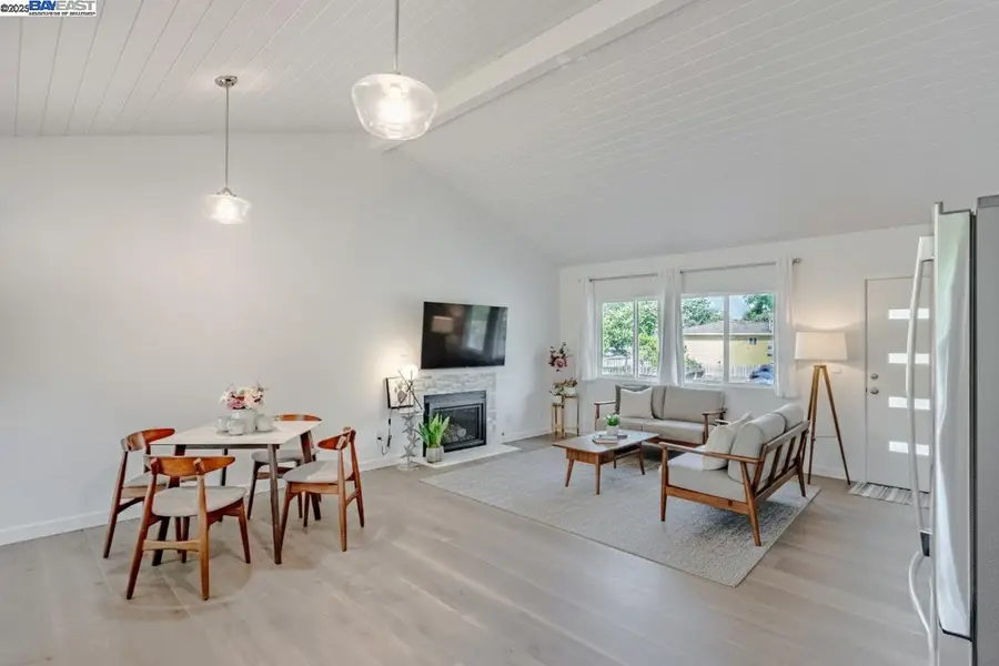 1351 Cypress Dr, Concord, CA 94520 - Image #3