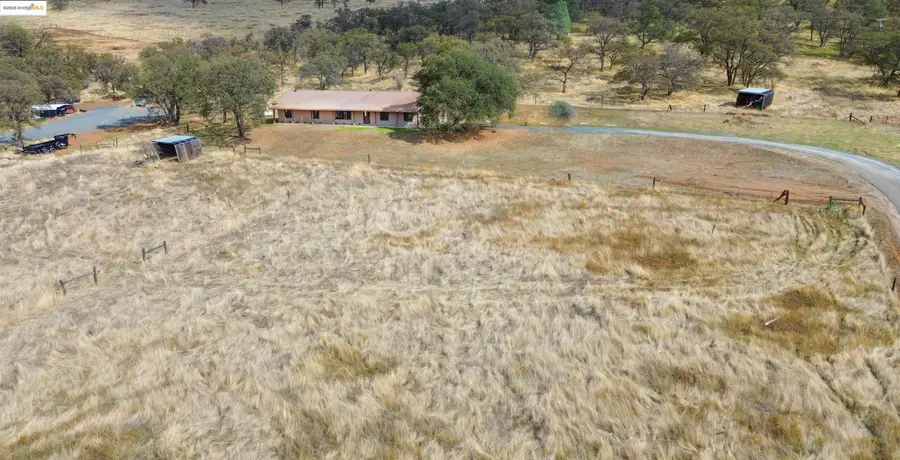 13335 Sims Rd, Jamestown, CA 95327 - Image #2