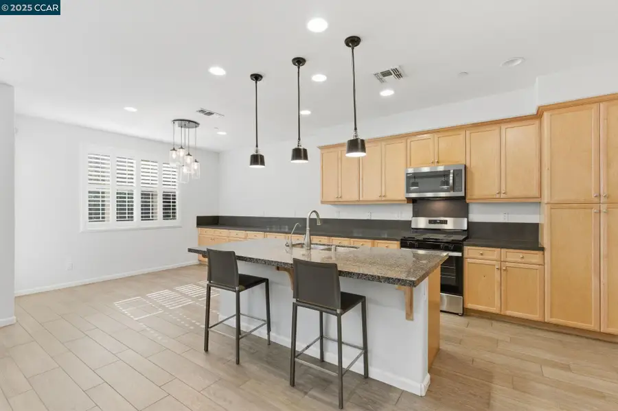 304 Pacifica Dr, Brentwood, CA 94513 - Image #2