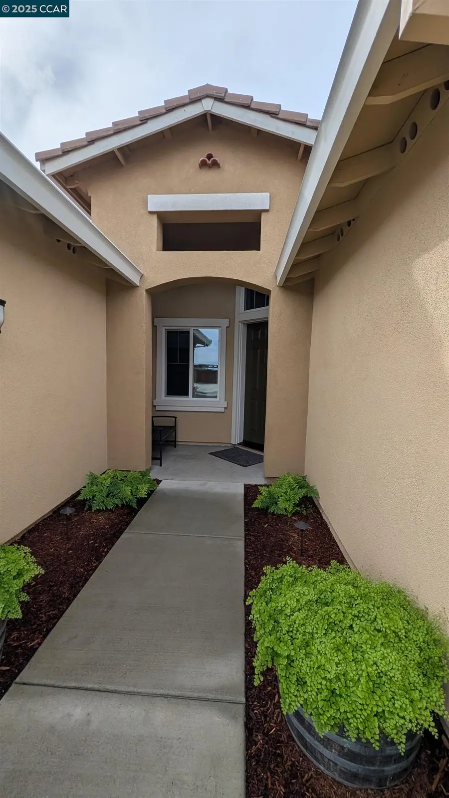 1813 Holsteiner Dr, Fairfield, CA 94534 - Image #3