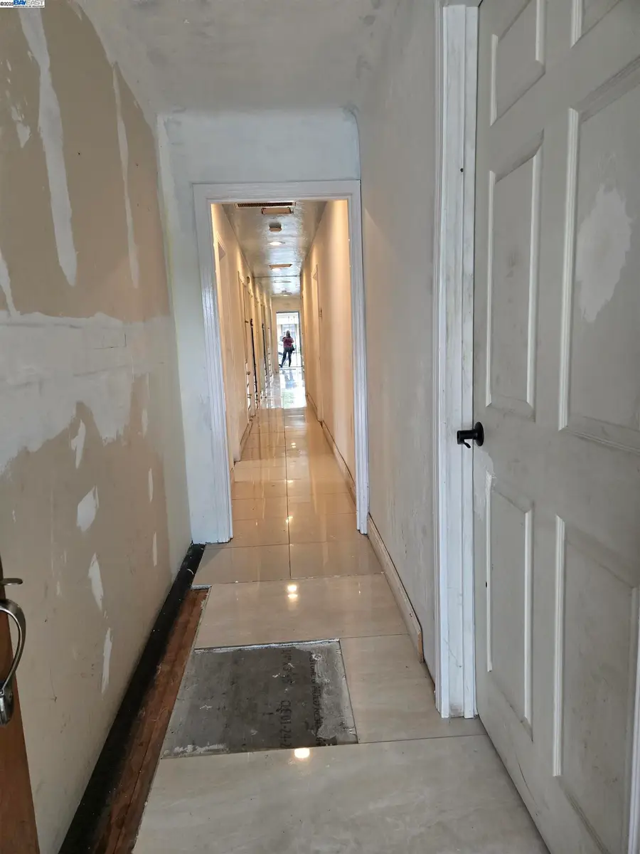 535 W Carlton Way, Tracy, CA 95376 - Image #2