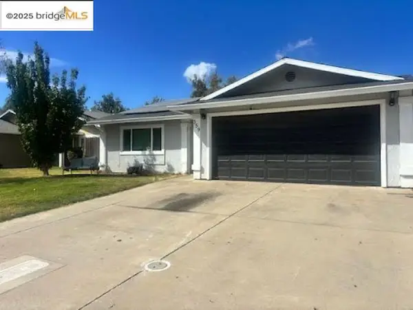 359 Pecan Dr, Ripon, CA 95366