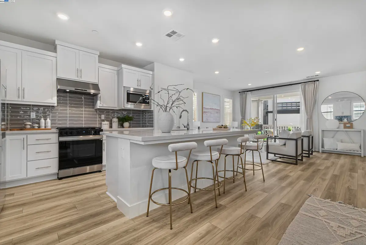 9174 Enterprise Dr, Newark, CA 94560 - Image #1