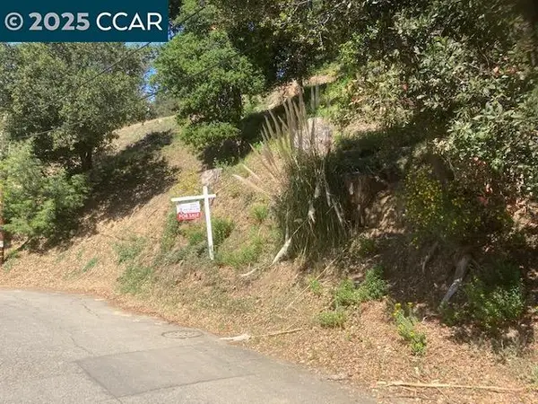 0000 Woodrow Drive, Oakland, CA 94611