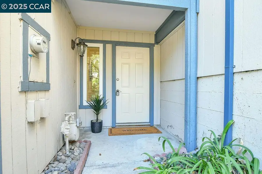 2414 Heatherleaf Ln, Martinez, CA 94553 - Image #2