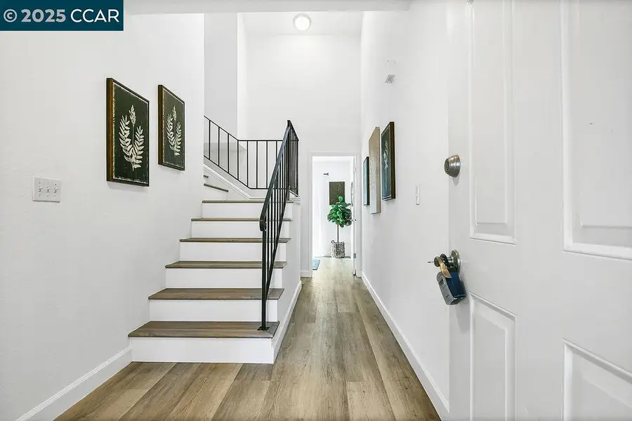 2414 Heatherleaf Ln, Martinez, CA 94553 - Image #3