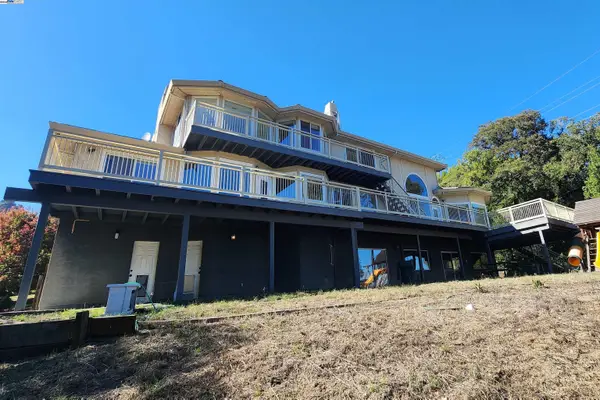 245 Heacox Road, Woodside, CA 94062