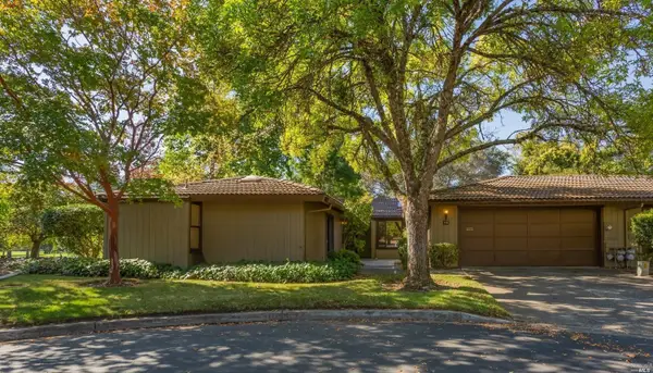 15 Fairway Place, Fairfield, CA 94534