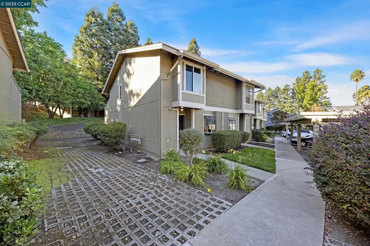 314 Eastgate Ln, Martinez, CA 94553 - Image #1