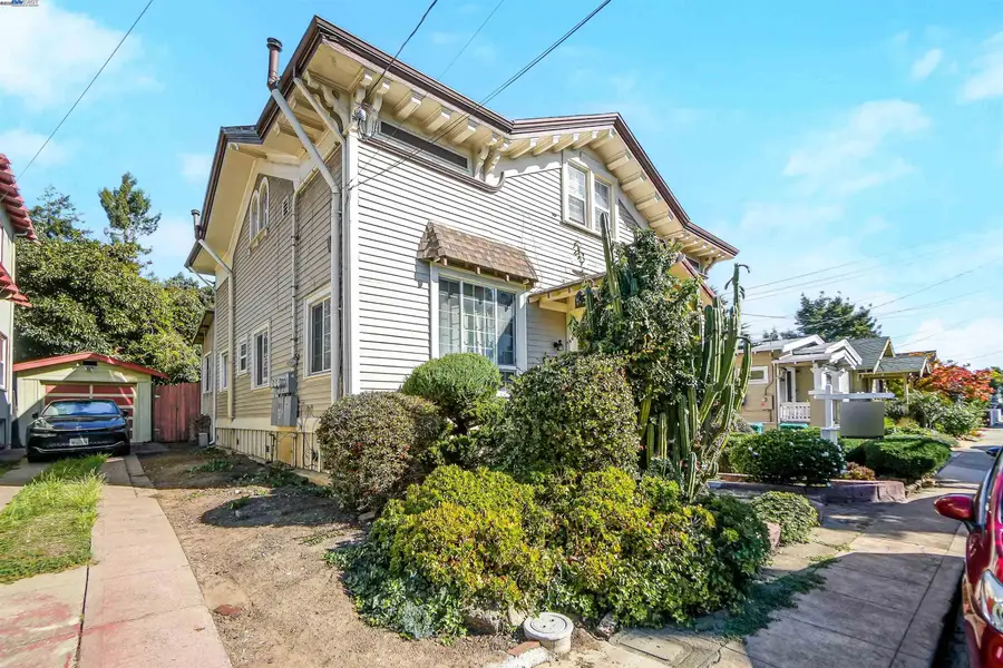 2550 Pleasant St, Oakland, CA 94602 - Image #2
