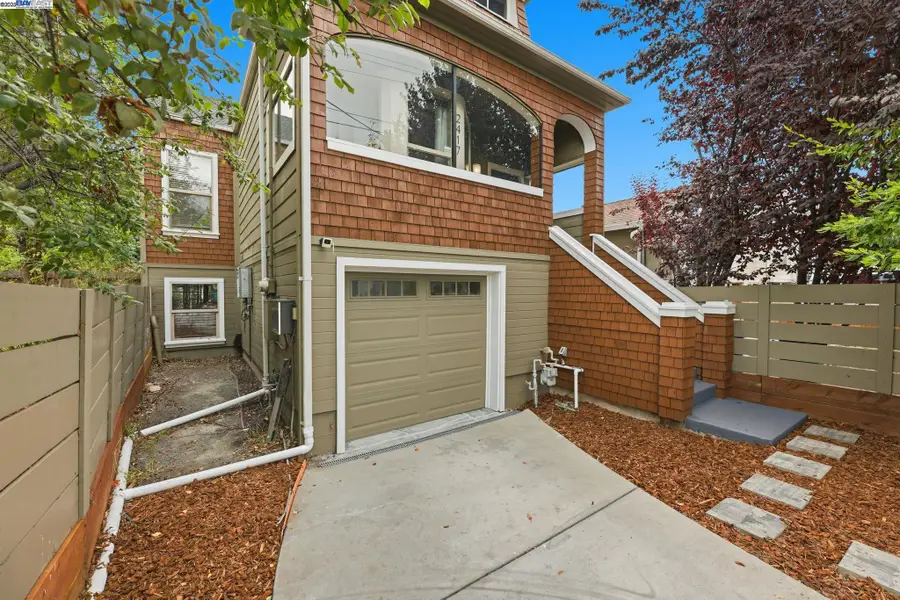 2417 Linden Sreet, Oakland, CA 94607 - Image #3